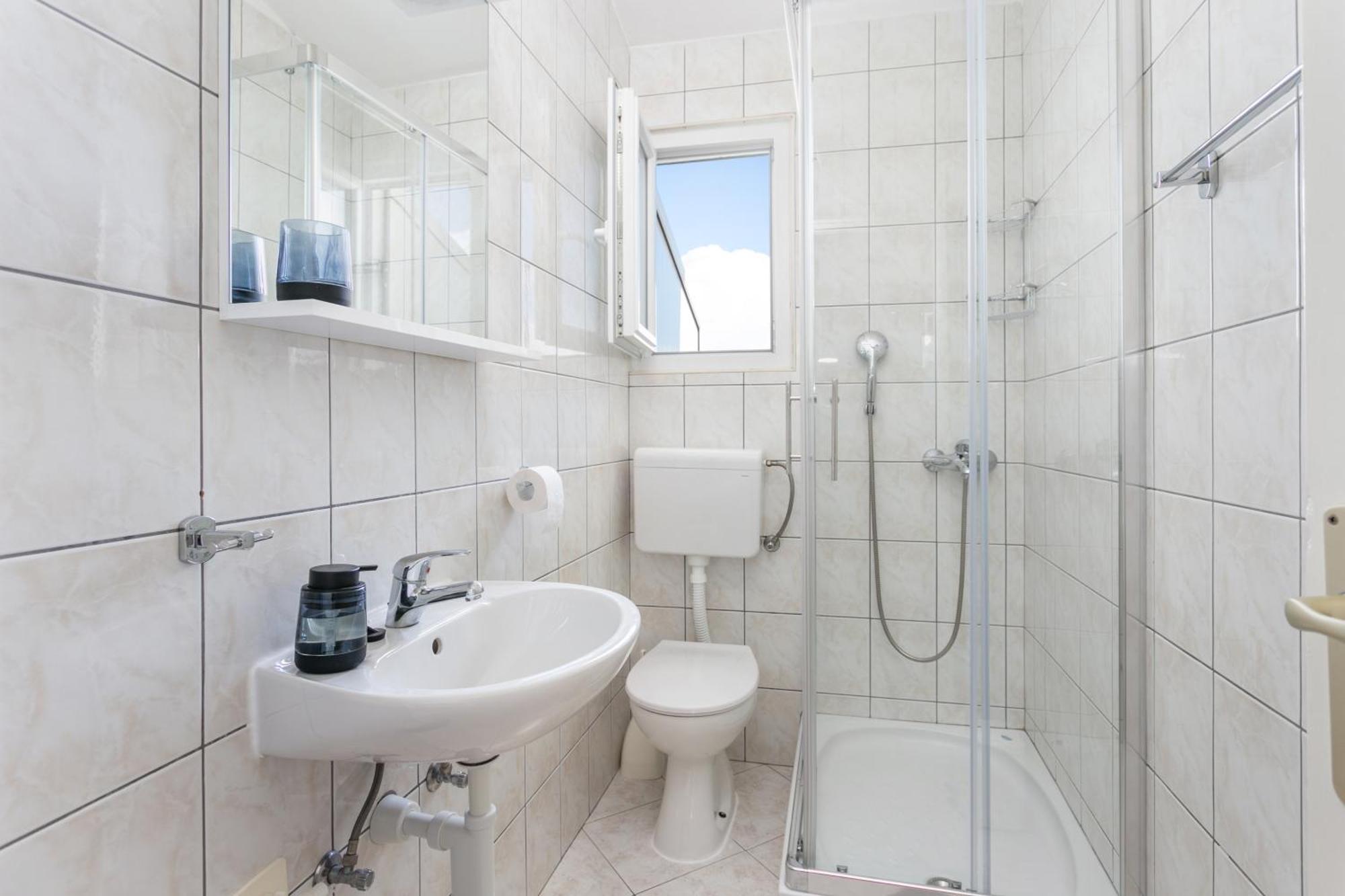Apartments By The Sea Slatine, Ciovo - 6000 Bagian luar foto