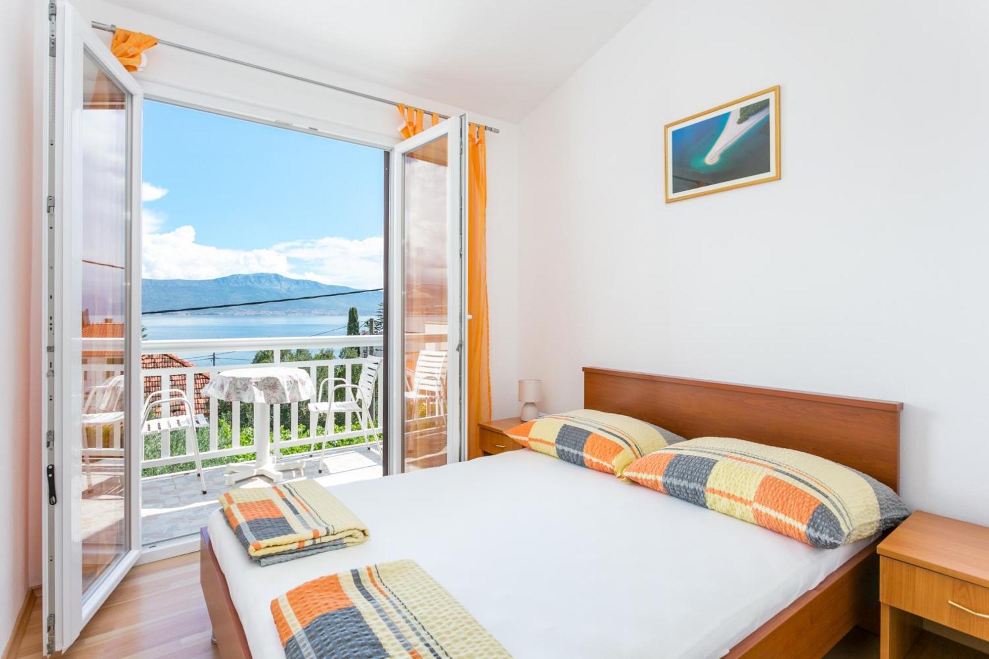 Apartments By The Sea Slatine, Ciovo - 6000 Bagian luar foto