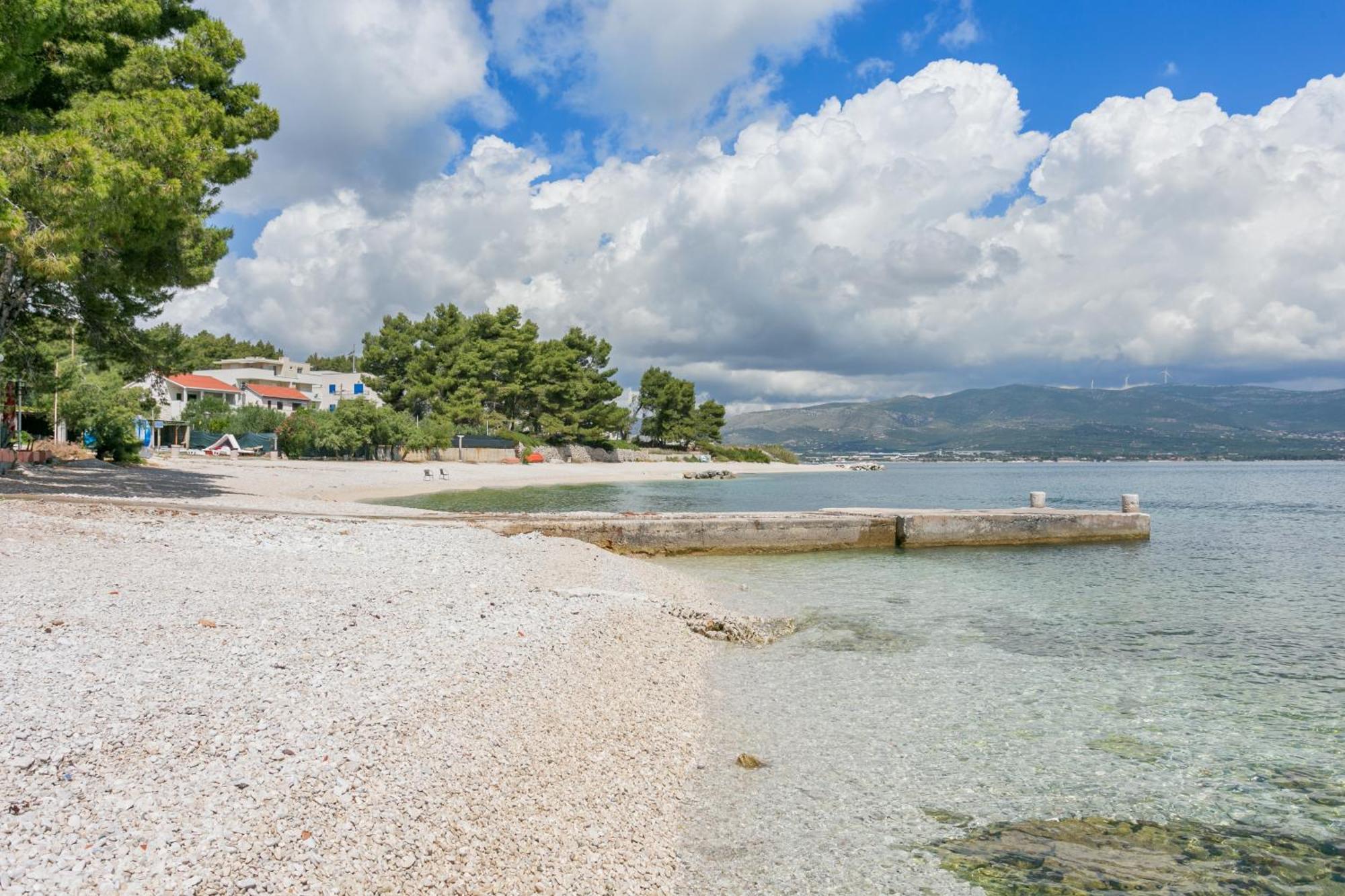 Apartments By The Sea Slatine, Ciovo - 6000 Bagian luar foto